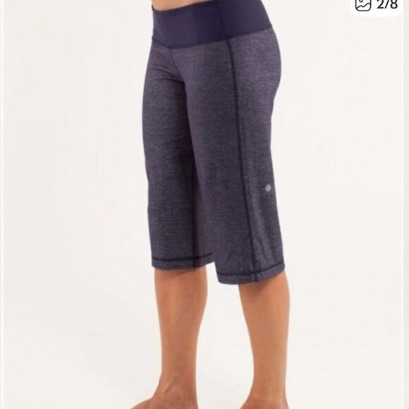 Lululemon Clam Digger Shorts Heathered Navy blue - Picture 8 of 8